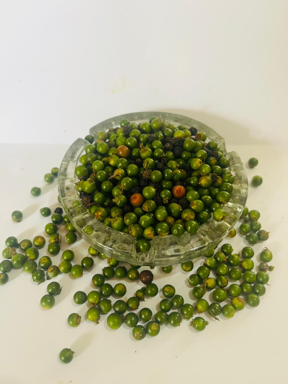 Premium Ceylon Black Pepper (Whole Peppercorns)